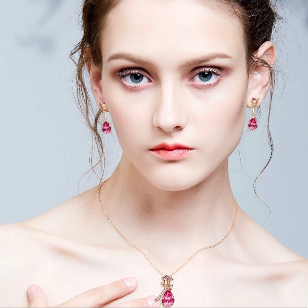 18k Rose Gold Necklace and Earring Set